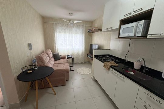 Cozinha de apartamento para alugar com 2 quartos, 32m² em Jardim Celeste, São Paulo