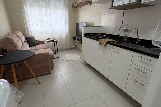 Sala de apartamento para alugar com 2 quartos, 32m² em Jardim Celeste, São Paulo