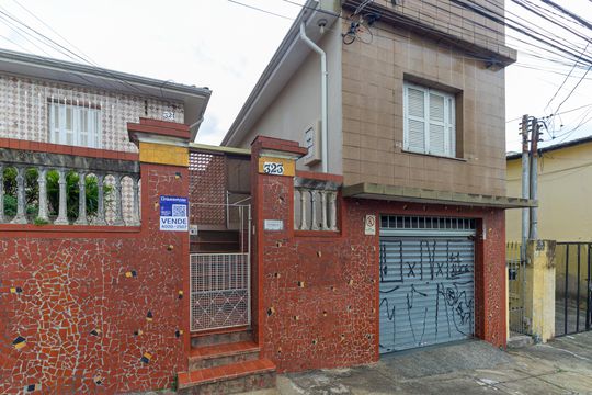 Fachada + Plaquinha  de casa à venda com 5 quartos, 300m² em Penha de França, São Paulo
