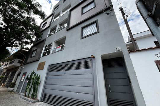 Fachada de apartamento para alugar com 2 quartos, 32m² em Água Fria, São Paulo