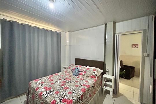 Quarto 2 de casa à venda com 6 quartos, 360m² em Canudos, Novo Hamburgo