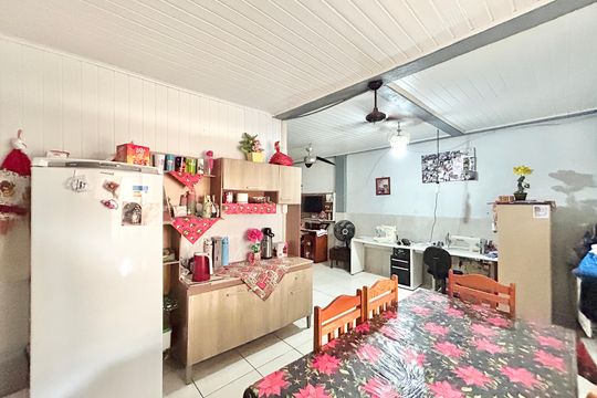 Cozinha de casa à venda com 6 quartos, 360m² em Canudos, Novo Hamburgo