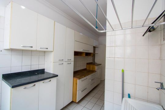 Área de serviço de apartamento à venda com 3 quartos, 67m² em Jardim Santo André, Santo André