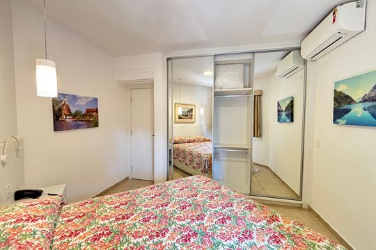 Suíte de apartamento à venda com 1 quarto, 43m² em Jardim Paulistano, São Paulo