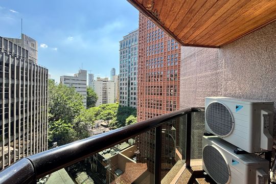 Varanda de apartamento à venda com 1 quarto, 43m² em Jardim Paulistano, São Paulo