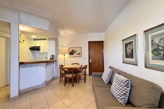 Sala de apartamento à venda com 1 quarto, 43m² em Jardim Paulistano, São Paulo