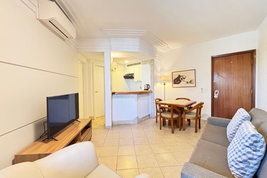 Sala de apartamento à venda com 1 quarto, 43m² em Jardim Paulistano, São Paulo
