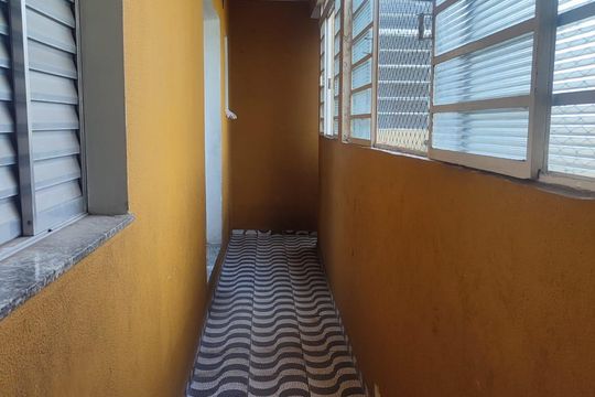 Área externa de casa à venda com 4 quartos, 180m² em Cipava, Osasco