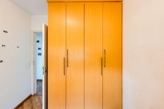Quarto 1 - Armários de apartamento à venda com 3 quartos, 145m² em Jardim Vila Mariana, São Paulo