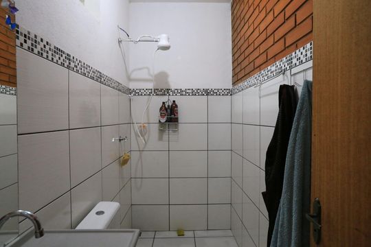 Banheiro 1 de casa à venda com 3 quartos, 180m² em Sagrada Família, Belo Horizonte