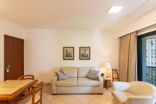 Sala de apartamento à venda com 1 quarto, 43m² em Jardim Paulistano, São Paulo