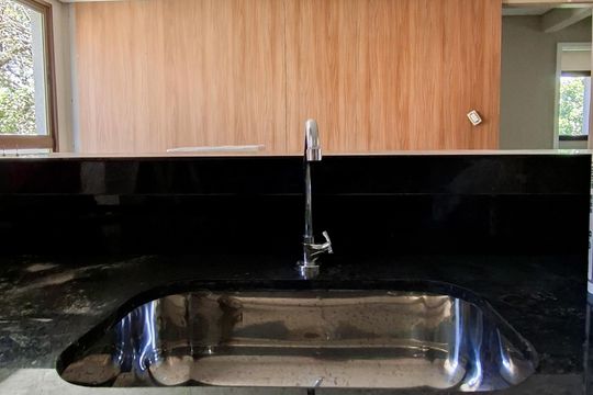 Sala/Cozinha de apartamento para alugar com 2 quartos, 77m² em Anchieta, Belo Horizonte