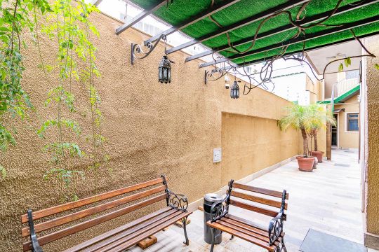 Entrada de kitnet/studio para alugar com 1 quarto, 28m² em Minas Brasil, Belo Horizonte