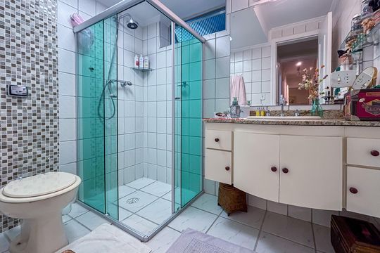 Apartamento à venda com 3 quartos, 123m² em Pinheiros, São Paulo