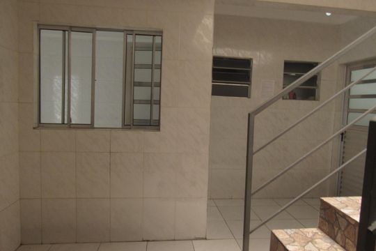 Área externa de casa à venda com 4 quartos, 450m² em Santa Maria, Osasco