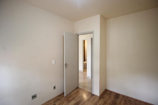 Apartamento à venda com 2 quartos, 46m² em Sarandi, Porto Alegre