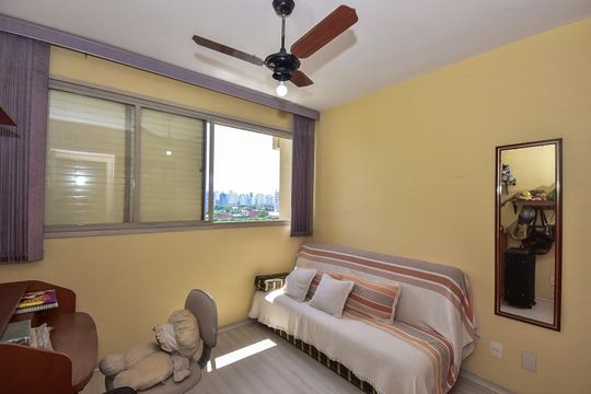 Quarto de apartamento para alugar com 2 quartos, 92m² em Real Parque, São Paulo