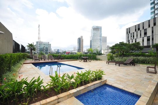 Piscina de apartamento para alugar com 2 quartos, 92m² em Real Parque, São Paulo
