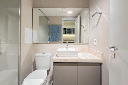 Banheiro de kitnet/studio à venda com 1 quarto, 24m² em Vila Mariana, São Paulo