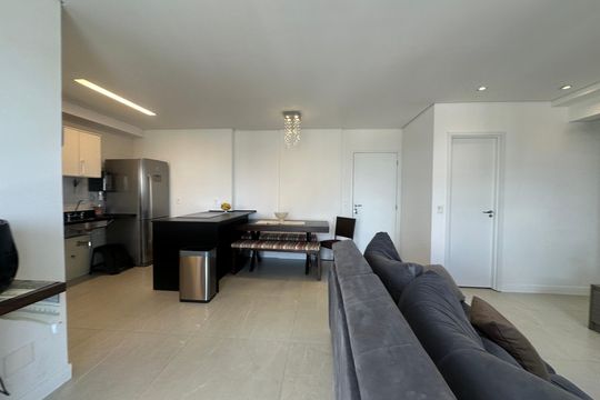 Sala de apartamento à venda com 2 quartos, 84m² em Centro Comercial Jubran, Barueri