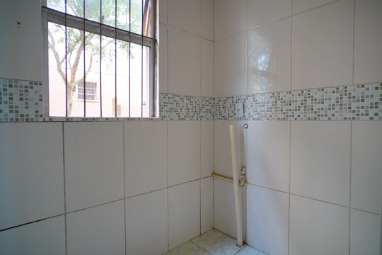 Área de Serviço de apartamento para alugar com 2 quartos, 39m² em Mário Quintana, Porto Alegre