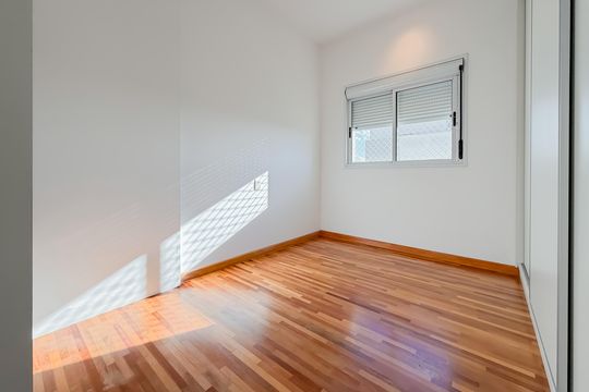 Suíte Master - Closet 2 de apartamento à venda com 4 quartos, 300m² em Vila Mariana, São Paulo
