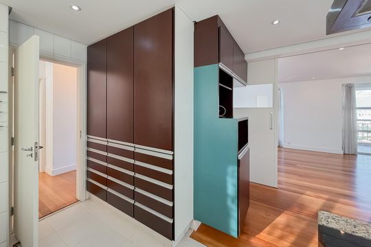 Cozinha de apartamento à venda com 4 quartos, 300m² em Vila Mariana, São Paulo