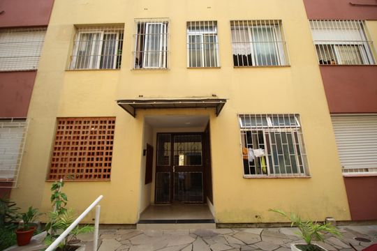Fachada do bloco de apartamento à venda com 1 quarto, 55m² em Jardim do Salso, Porto Alegre