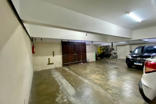 Garagem de apartamento à venda com 3 quartos, 227m² em Copacabana, Rio de Janeiro