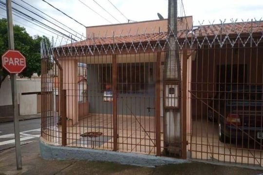 Casa à venda com 2 quartos, 113m² em Ponte Sao Joao, Jundiaí