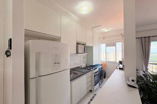 Cozinha de apartamento para alugar com 2 quartos, 50m² em Parque Eloy Chaves, Jundiaí