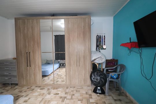 Edícula Quarto de casa à venda com 3 quartos, 157m² em Parque Capuava, Santo André