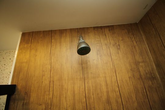 Banheiro de kitnet/studio à venda com 1 quarto, 28m² em Jardim Independência (são Paulo), São Paulo