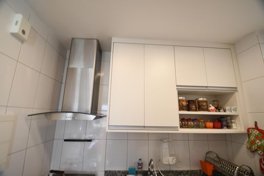 Cozinha de apartamento à venda com 3 quartos, 81m² em Vila Brandina, Campinas