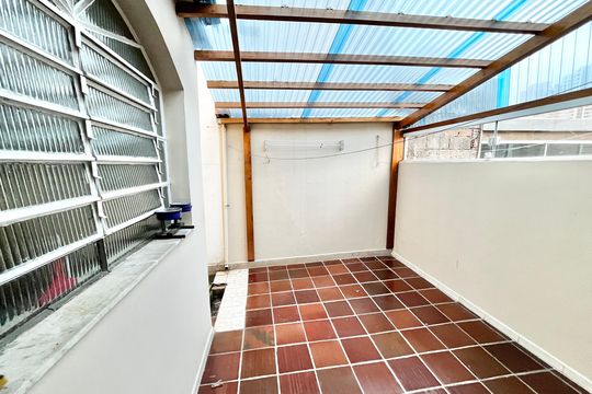 Quintal de casa à venda com 3 quartos, 80m² em Vila Ester (zona Norte), São Paulo