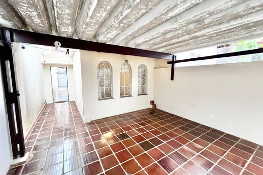 Garagem de casa à venda com 3 quartos, 80m² em Vila Ester (zona Norte), São Paulo