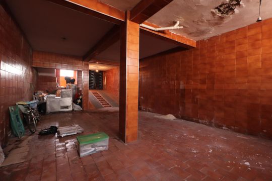 Garagem de casa à venda com 3 quartos, 285m² em Cidade Mãe do Céu, São Paulo