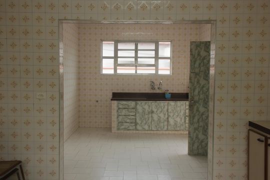 Cozinha de casa para alugar com 4 quartos, 252m² em Aparecida, Santos