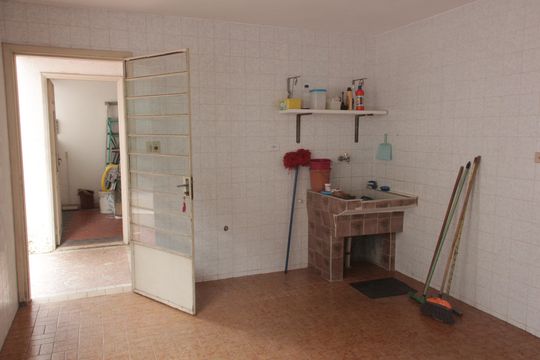Área de Serviço de casa para alugar com 4 quartos, 252m² em Aparecida, Santos