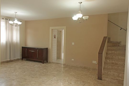Casa para alugar com 4 quartos, 252m² em Aparecida, Santos