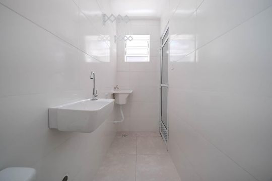 Banheiro Social de kitnet/studio para alugar com 1 quarto, 25m² em Vila Nhocuné, São Paulo