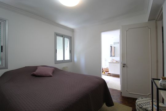 Quarto 2 - Suíte de apartamento à venda com 2 quartos, 90m² em Itaim Bibi, São Paulo
