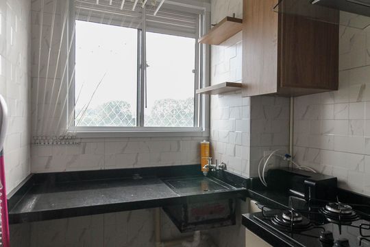 Área de Serviço de apartamento para alugar com 2 quartos, 41m² em Jardim Helian, São Paulo