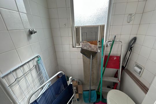 Banheiro de serviço de apartamento à venda com 2 quartos, 65m² em Lins de Vasconcelos, Rio de Janeiro