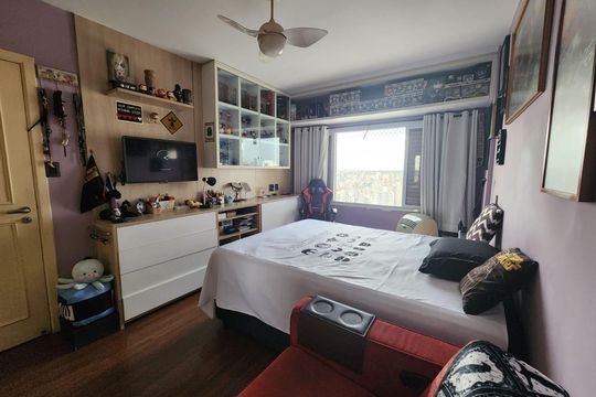 Apartamento à venda com 3 quartos, 209m² em Higienópolis, São Paulo