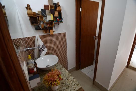 Lavabo de casa à venda com 3 quartos, 190m² em Cambuí, Campinas
