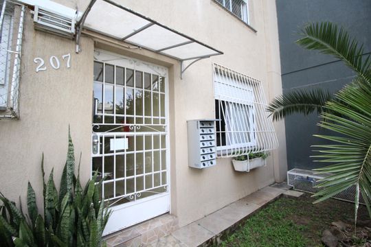 Fachada de apartamento à venda com 1 quarto, 38m² em Petrópolis, Porto Alegre