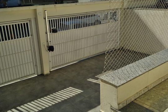Casa à venda com 2 quartos, 292m² em Vila Osasco, Osasco