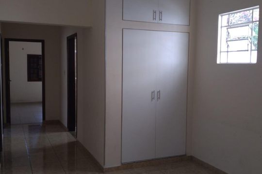 Casa à venda com 2 quartos, 292m² em Vila Osasco, Osasco