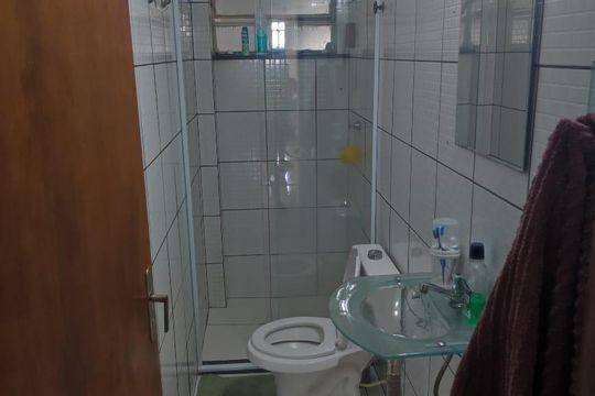 Casa à venda com 2 quartos, 180m² em Jardim Santa Cecilia, Guarulhos